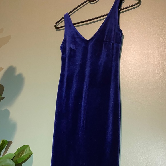 Blue suede evening dress - Picture 8 of 16